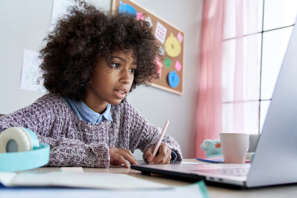 How to Find the Right Virtual School for Your Child: A Family Guide